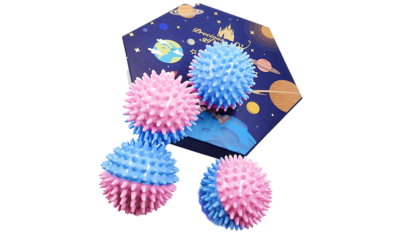 Eco-Friendly TPR Dog Chew Ball - Dual-Tone Pink and Blue for Dental Health